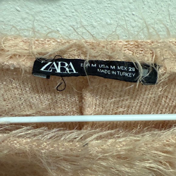 Zara Fuzzy Beige Sweater - Picture 3 of 10